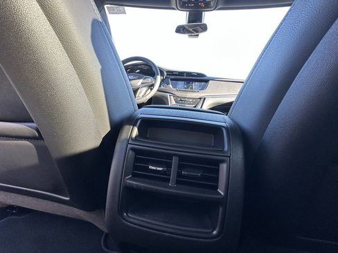 New 2026 Cadillac XT5 Luxury image 20