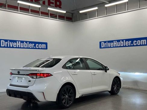 Used 2025 Toyota Corolla SE w/ Convenience Package FWD image 8