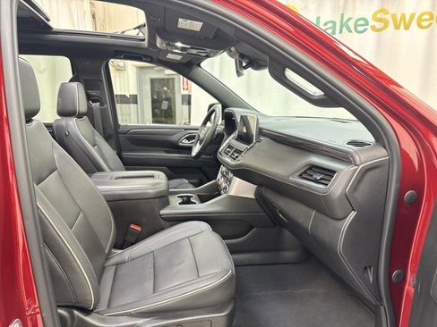 Used 2023 GMC Yukon SLT w/ SLT Premium Package AWD/4WD image 34