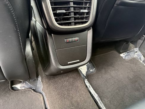 Used 2019 Lincoln Nautilus Reserve AWD/4WD image 18