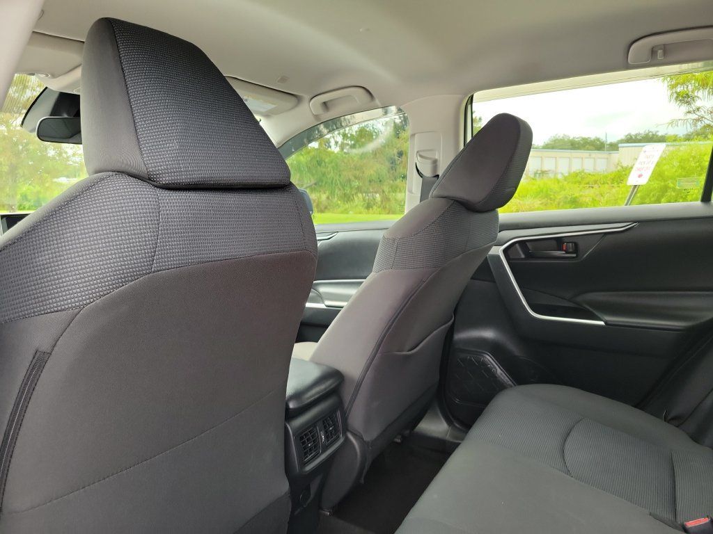 Certified 2024 Toyota RAV4 LE AWD/4WD image 25