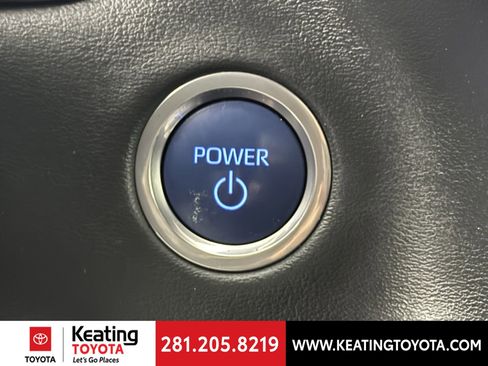 Used 2023 Toyota Tundra Platinum image 28