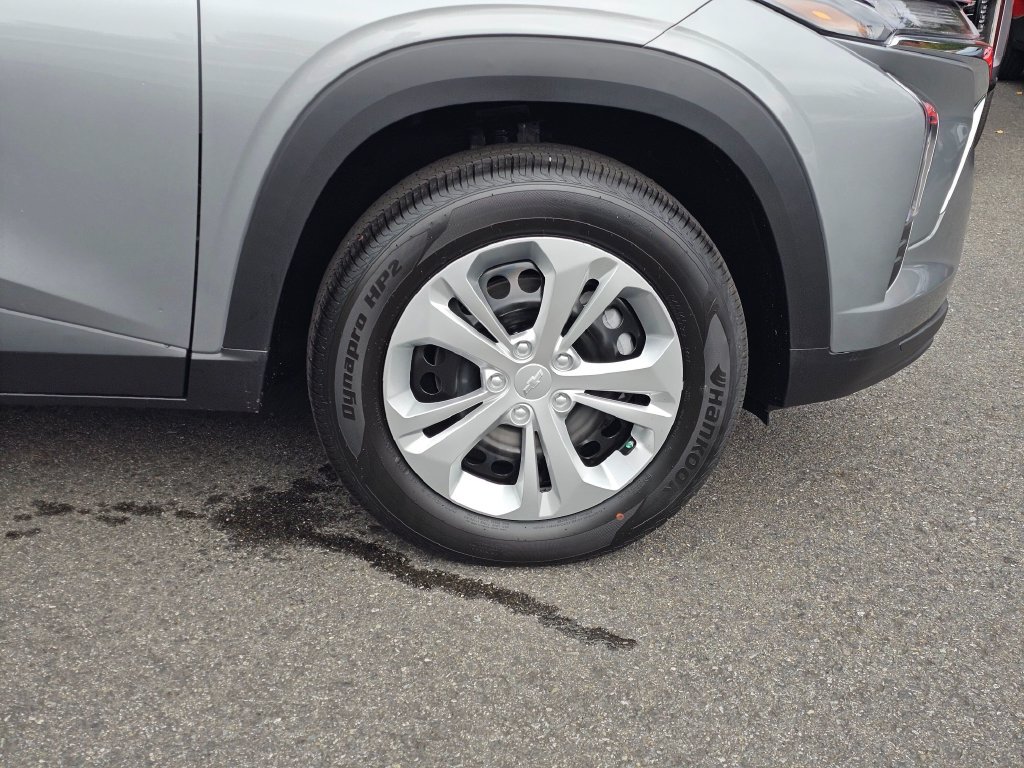 New 2026 Chevrolet Trax LS FWD image 8