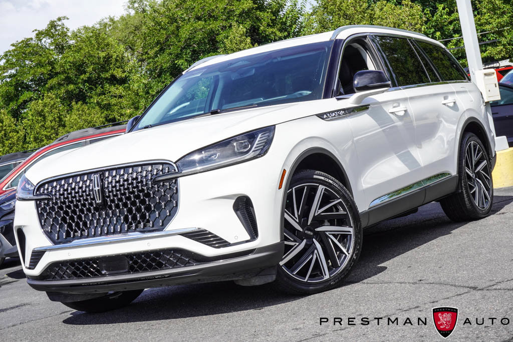 Used 2025 Lincoln Aviator Reserve w/ Equipment Group 201A AWD/4WD image 17
