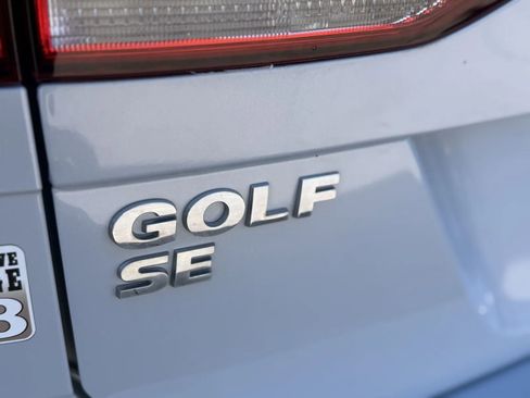 Used 2018 Volkswagen Golf SE FWD image 35