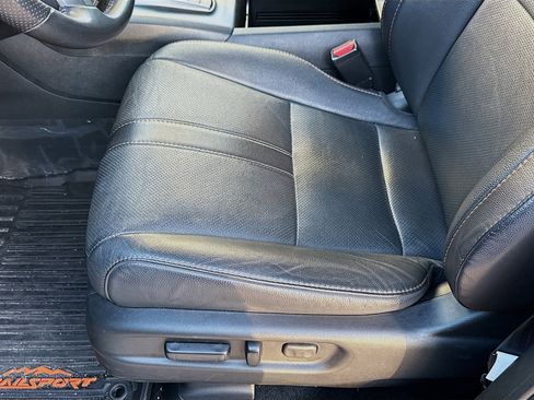 Used 2022 Honda Pilot TrailSport image 17