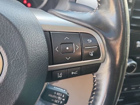 Used 2022 Lexus GX 460 Premium image 25