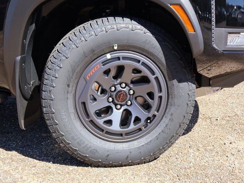 New 2026 Nissan Frontier PRO-4X image 16