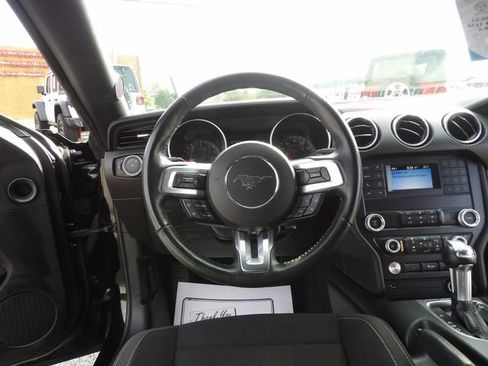 Used 2021 Ford Mustang Coupe RWD image 27