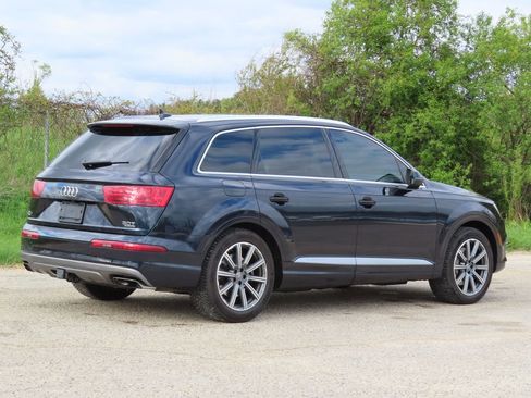Used 2017 Audi Q7 3.0T Premium Plus w/ Premium Plus Package AWD/4WD image 3
