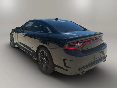 Used 2019 Dodge Charger Scat Pack RWD image 5