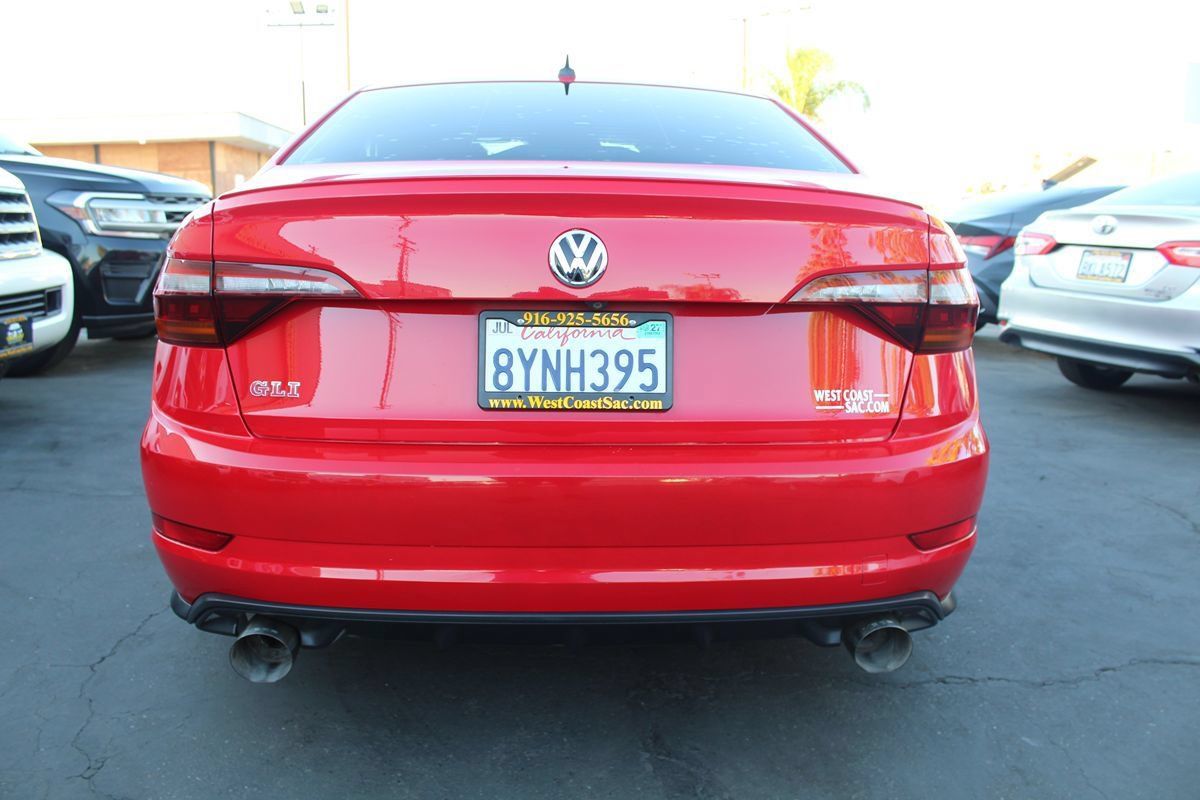Used 2019 Volkswagen Jetta GLI FWD image 14