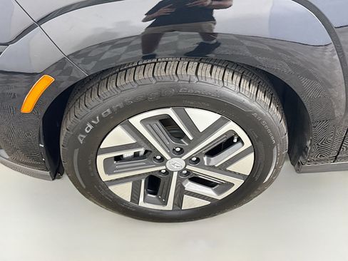 Used 2023 Hyundai Kona SE w/ Cargo Package image 38