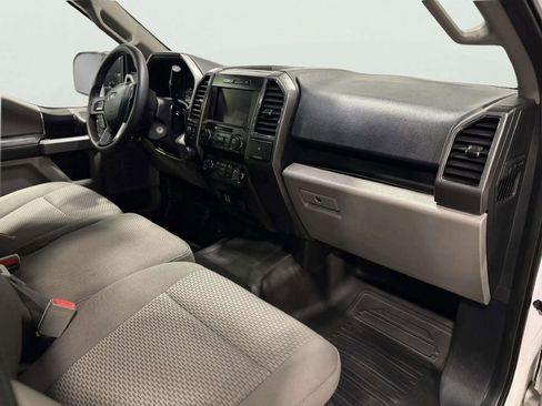 Used 2019 Ford F150 XLT w/ Heavy-Duty Payload Package image 28