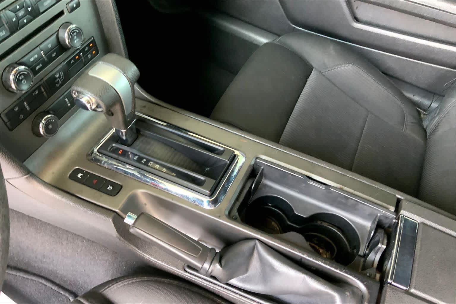 Used 2010 Ford Mustang Premium RWD image 12