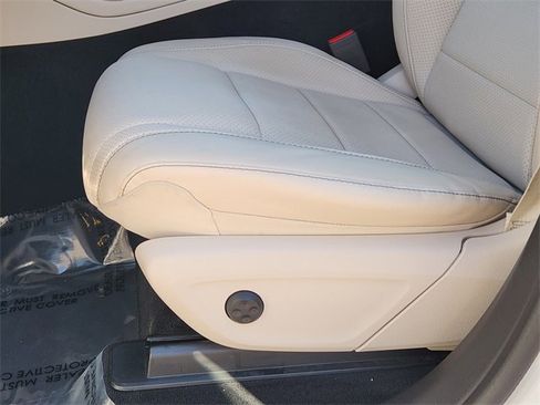 Used 2022 Mercedes-Benz GLS 450 4MATIC image 24