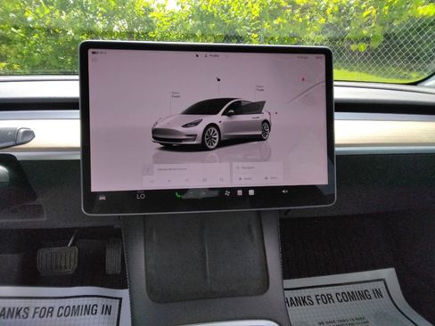 Used 2022 Tesla Model 3 RWD image 13