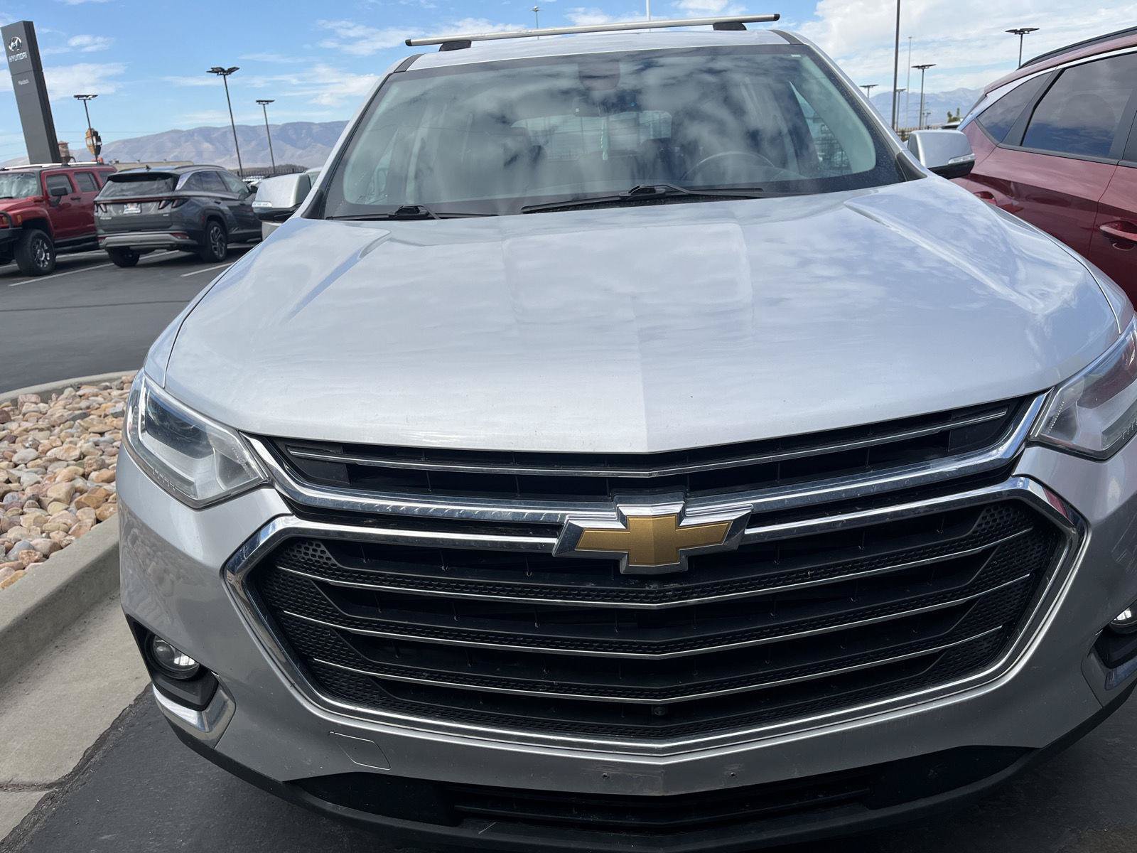 Used 2018 Chevrolet Traverse LT AWD/4WD image 2