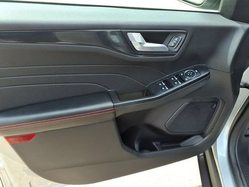 Certified 2024 Ford Escape ST-Line w/ Tech Pack #1 FWD image 11