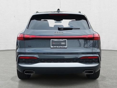 Certified 2025 Audi Q5 Prestige AWD/4WD image 6