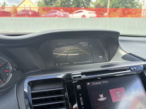 Used 2017 Honda Accord EX-L image 24