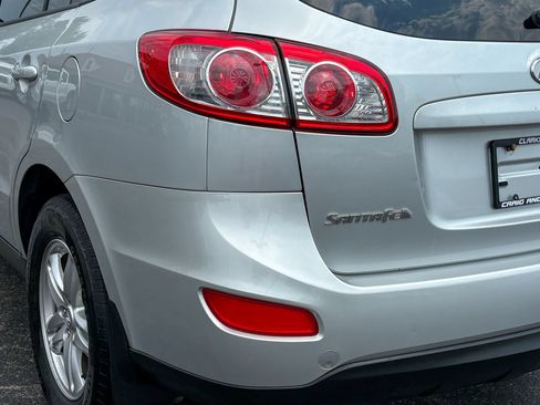 Used 2012 Hyundai Santa Fe GLS FWD image 9