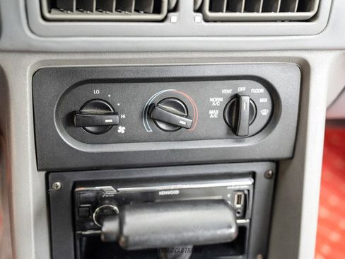 Used 1993 Ford Mustang LX RWD image 36
