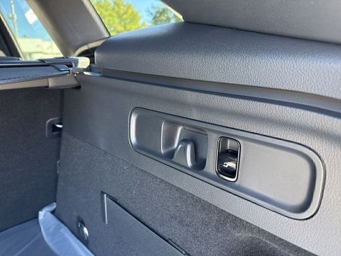 New 2026 Mercedes-Benz GLC 300 4MATIC image 28