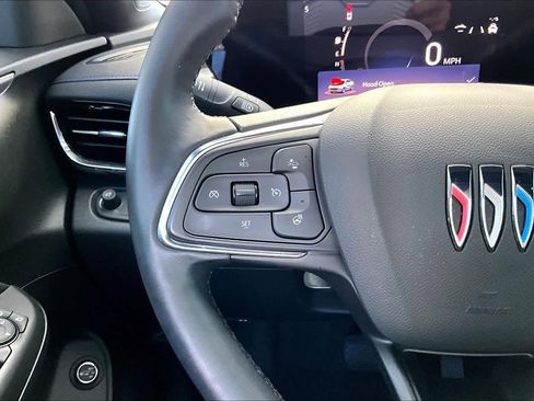 Used 2025 Buick Envista Sport Touring w/ Experience Buick Package image 23