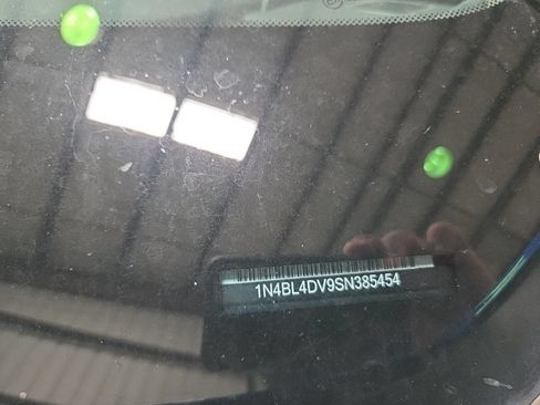 Used 2025 Nissan Altima 2.5 SV FWD image 7