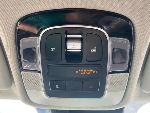 Used 2022 Hyundai Tucson Limited w/ Cargo Package FWD image 24