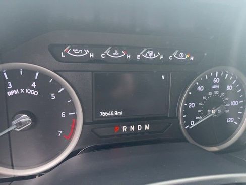 Used 2020 Ford Expedition XLT image 30