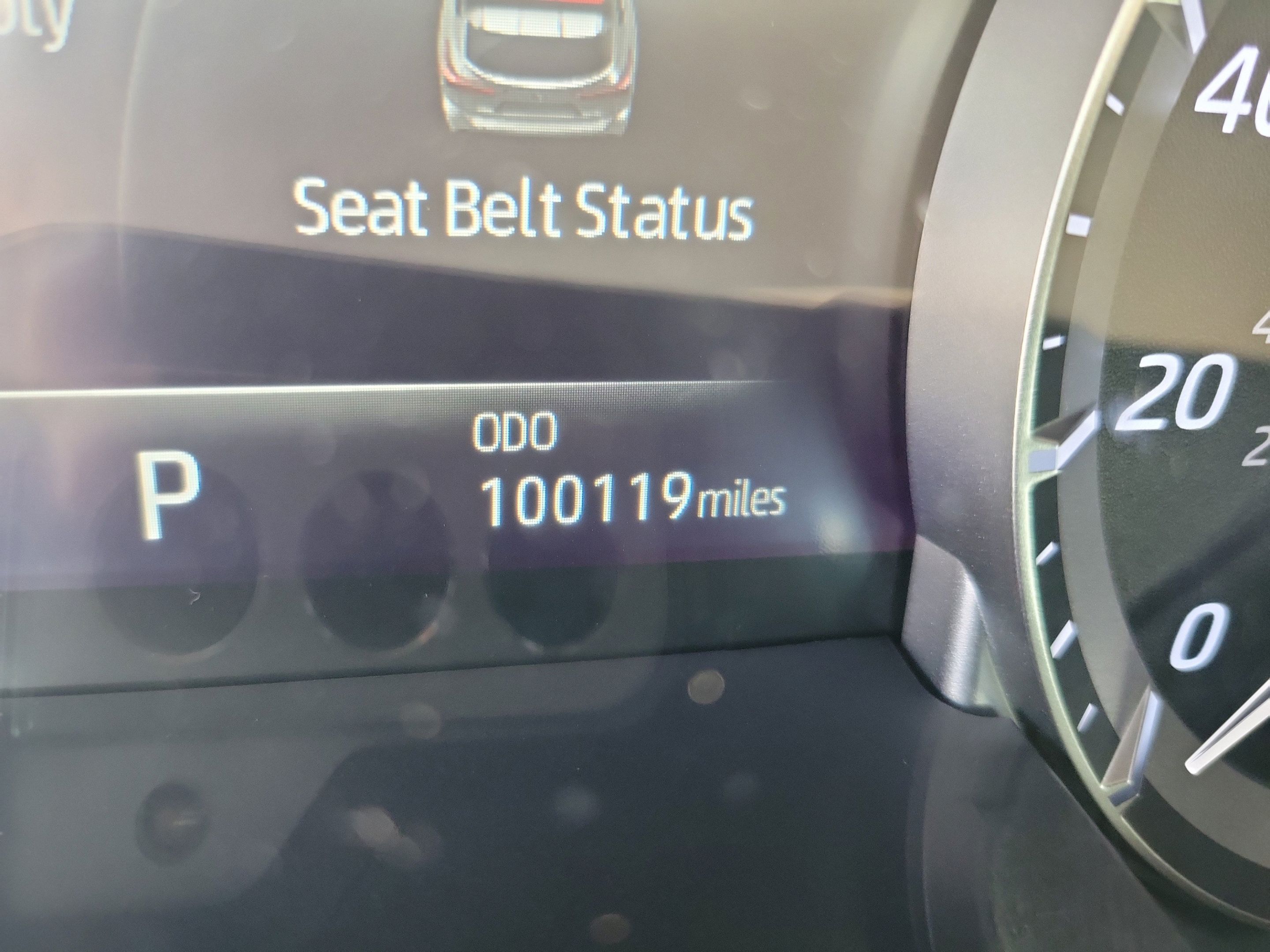Used 2021 Toyota Highlander XLE FWD image 16