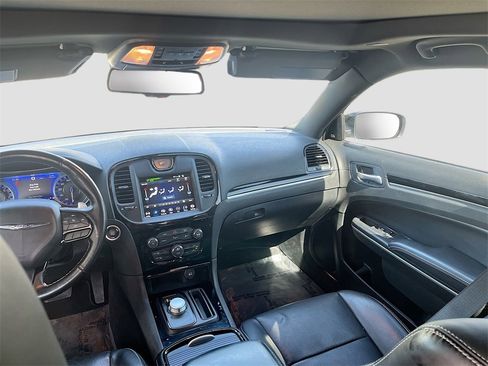 Used 2022 Chrysler 300 S w/ Comfort Group image 25