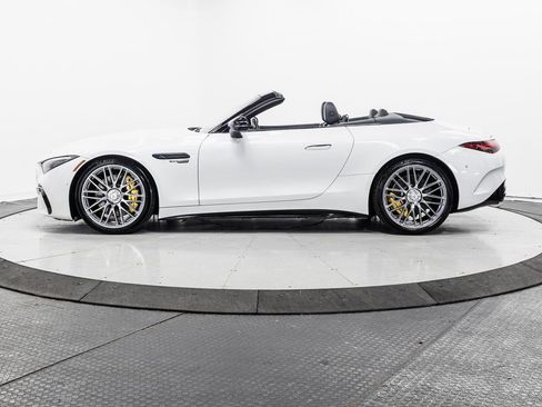 Used 2022 Mercedes-Benz SL 55 AMG 4MATIC w/ Driver Assistance Package image 5
