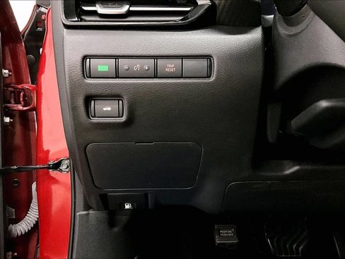 Used 2023 Nissan Sentra SR w/ Electronics Package FWD image 15
