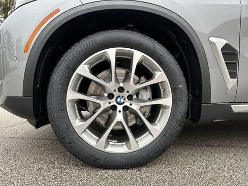 Used 2024 BMW X5 xDrive40i w/ Premium Package image 30