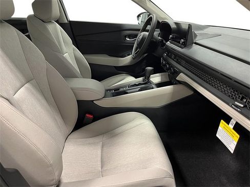 New 2025 Honda Accord SE image 27