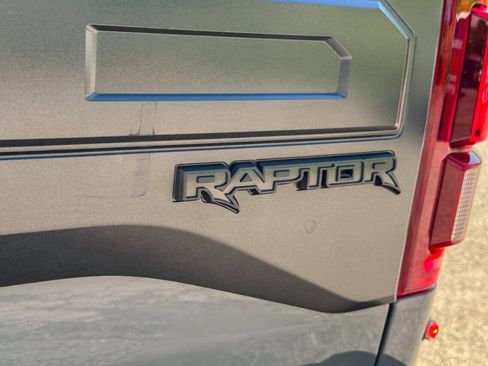 Used 2018 Ford F150 Raptor w/ Equipment Group 802A Luxury AWD/4WD image 21