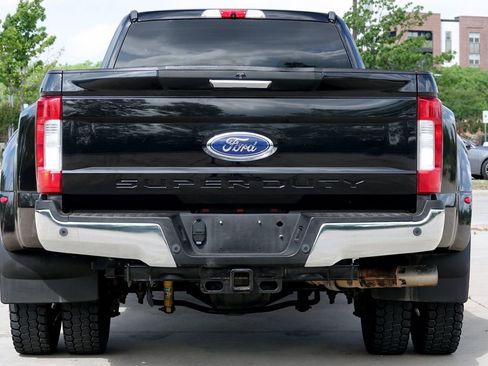 Used 2019 Ford F450 XLT w/ XLT Premium Package AWD/4WD image 16