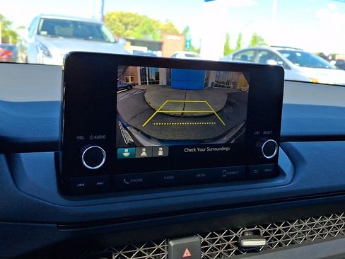 Used 2023 Honda Accord EX image 18