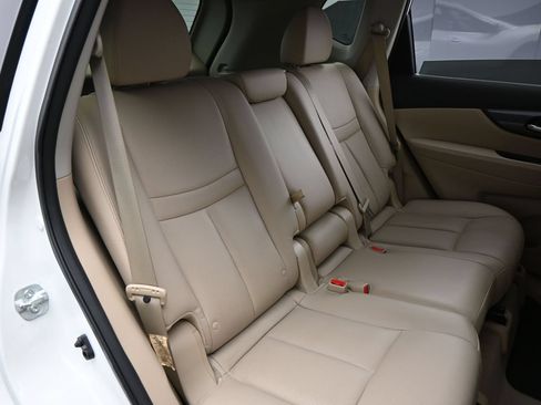Used 2015 Nissan Rogue SL FWD image 13