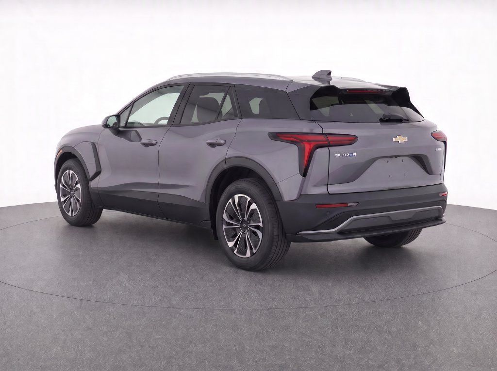 Certified 2024 Chevrolet Blazer EV LT AWD/4WD image 6