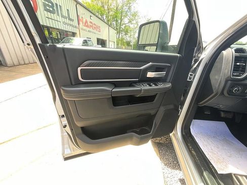 New 2026 RAM 3500 Big Horn AWD/4WD image 10
