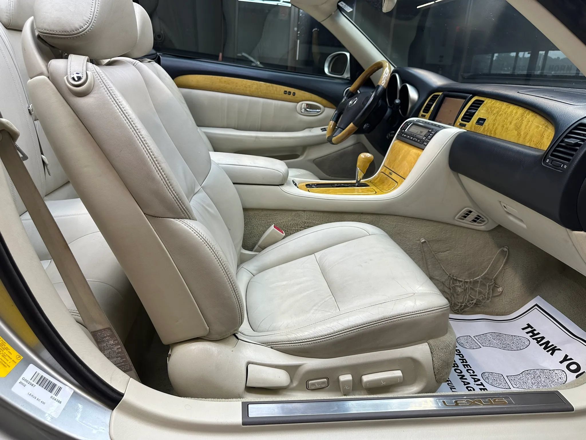 Used 2002 Lexus SC 430 Convertible RWD image 30