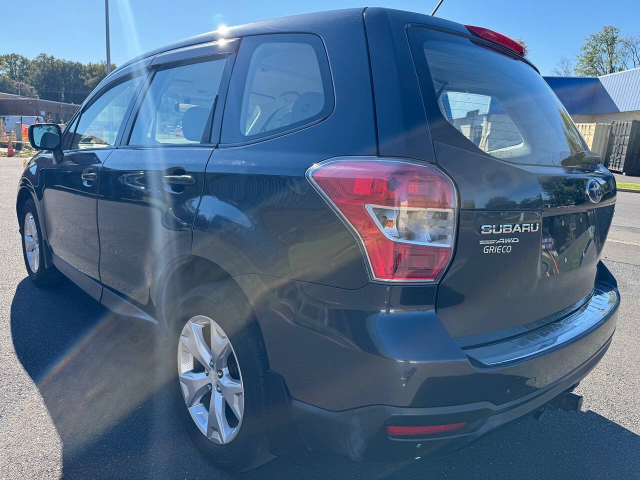 Used 2014 Subaru Forester 2.5i AWD/4WD image 5