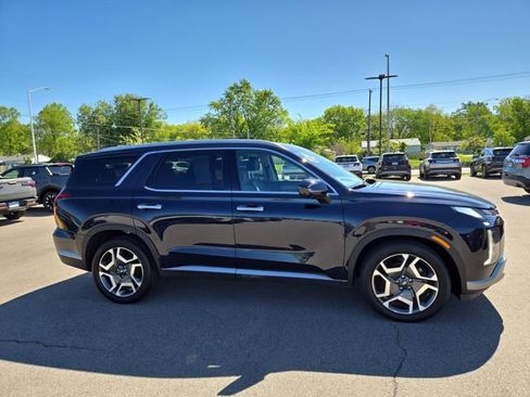 Used 2024 Hyundai Palisade SEL w/ Premium Package AWD/4WD image 5
