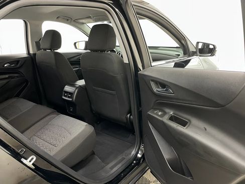 Used 2022 Chevrolet Equinox LT image 40