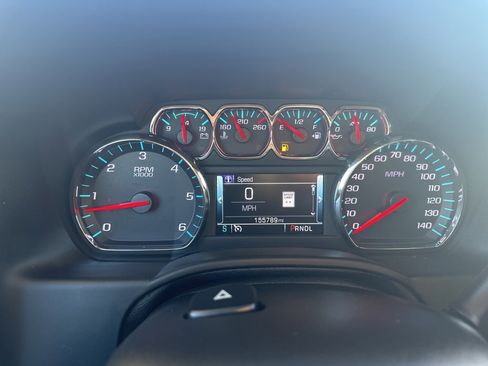 Used 2018 GMC Yukon XL SLT image 2