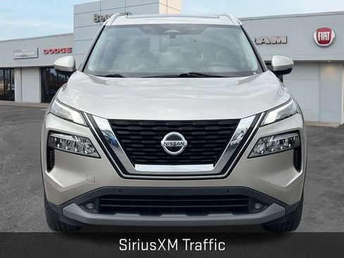 Used 2021 Nissan Rogue SL w/ Premium Package FWD image 2